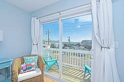 5 Decks, Pool, Walk to Pier & Boardwalk - Image 2