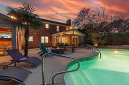 4BR, Best Location, Pool, Hot tub, Game Room - Image 2