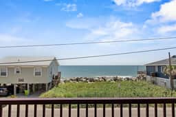 Amazing Views. 3BR. Walk to Pier. - Image 2