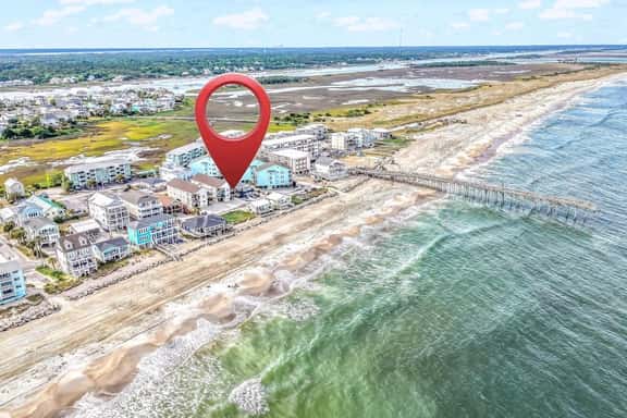 Stunning Oceanview, 3 Bdr, Walk to Pier - Image 1