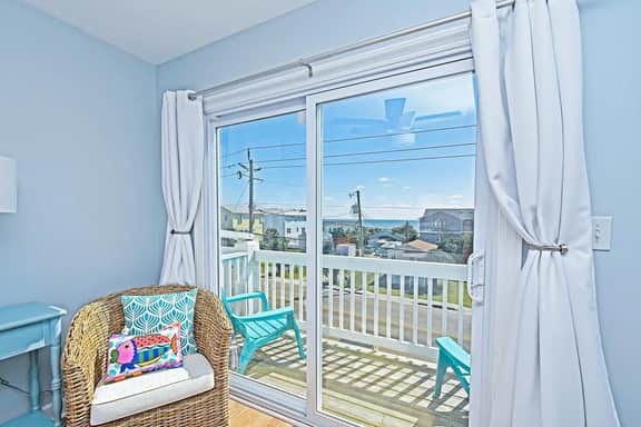 5 Decks, Pool, Walk to Pier & Boardwalk - Image 2