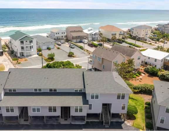 3 Bedroom. Ocean views. Pool - Image 2