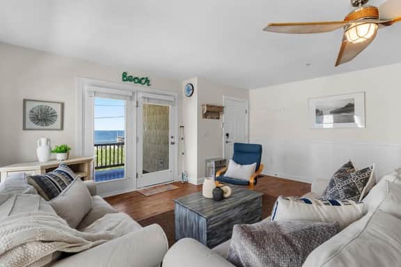 Amazing Views. 3BR. Walk to Pier. - Image 3