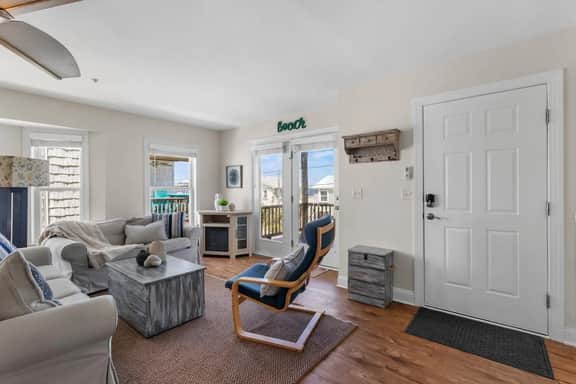 Amazing Views. 3BR. Walk to Pier. - Image 5